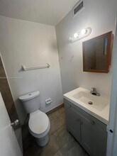 7490 SW 10th Ct in North Lauderdale, FL - Building Photo - Building Photo