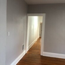 48 Parkside Ct in Utica, NY - Foto de edificio - Building Photo