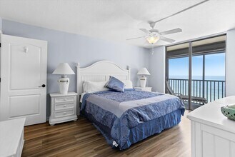 15400 Gulf Blvd in Madeira Beach, FL - Building Photo - Building Photo