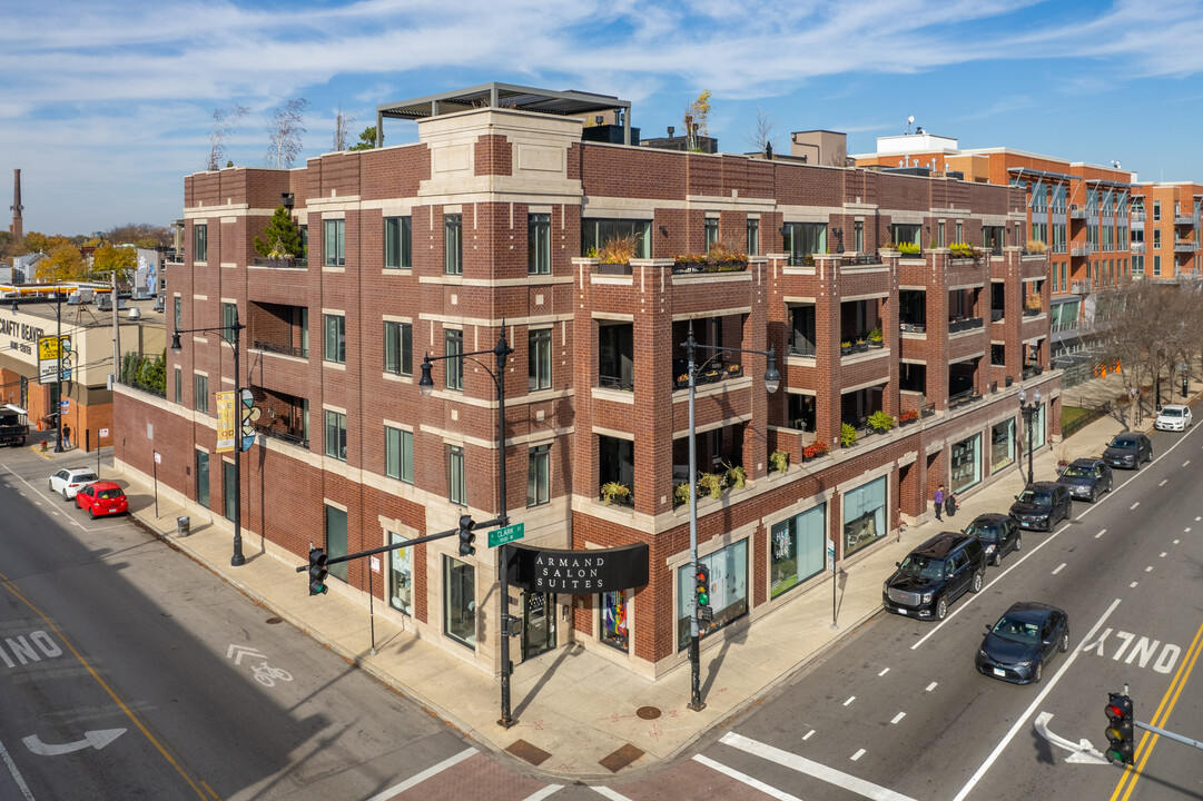 4800-4806 N Clark St in Chicago, IL - Building Photo