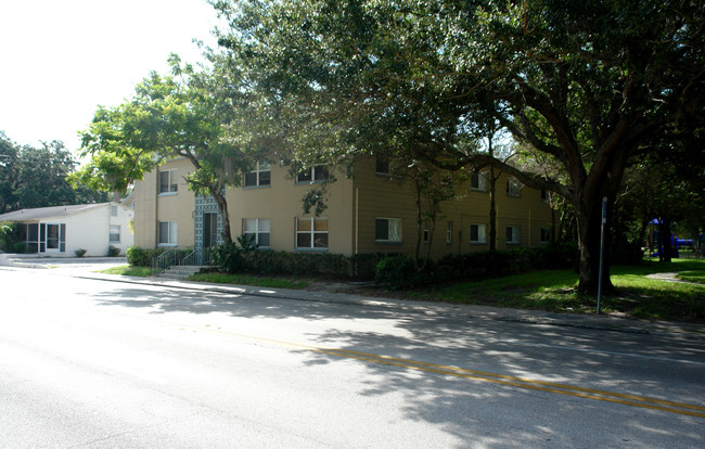 1130 9th Ave N in St. Petersburg, FL - Building Photo - Building Photo