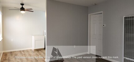 134 13th St in Seal Beach, CA - Building Photo - Building Photo