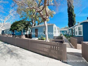 1712 N Sierra Bonita Ave in Pasadena, CA - Building Photo - Building Photo