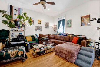 1903 W Dickens Ave in Chicago, IL - Building Photo - Building Photo