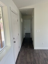 6670 Long Lake Rd SE in Port Orchard, WA - Foto de edificio - Building Photo