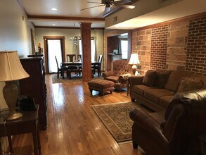 215 W Norma St in Houston, TX - Building Photo - Building Photo
