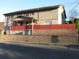 202 7th St, Unit #202 in West Easton, PA - Building Photo