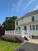 176 Bristol St, Unit 176 in Southington, CT - Building Photo