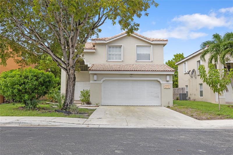 1512 SW 106th Ave in Pembroke Pines, FL - Building Photo