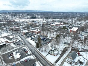 45 Berlin Ave in Southington, CT - Building Photo - Building Photo