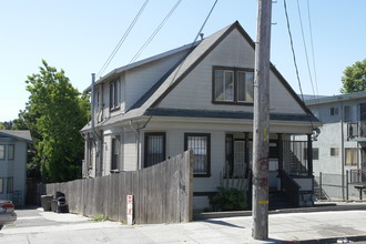 3142 Coolidge Ave in Oakland, CA - Building Photo - Building Photo