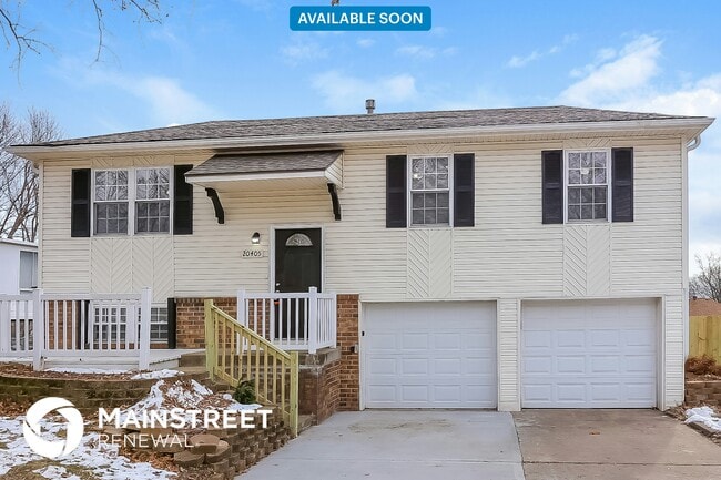 property at 20405 E 17th Terrace N