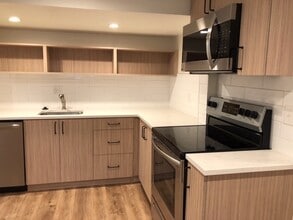 30 N Clarkson St in Denver, CO - Foto de edificio - Building Photo