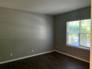 5413 Rebecca Lynn Ln in Raleigh, NC - Building Photo - Building Photo