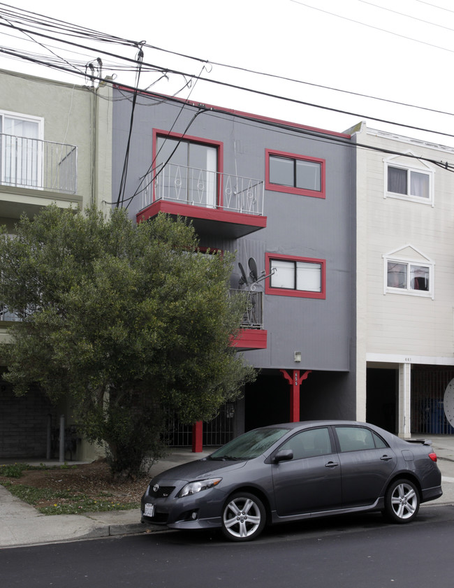 655 Sylvan St in Daly City, CA - Building Photo - Building Photo