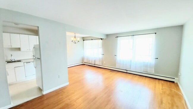 1 Walter Ave in Norwalk, CT - Building Photo - Building Photo