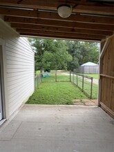 21534 Cedar Ln in Tomball, TX - Building Photo - Building Photo