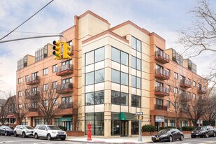 900 Lenox Rd in Brooklyn, NY - Building Photo