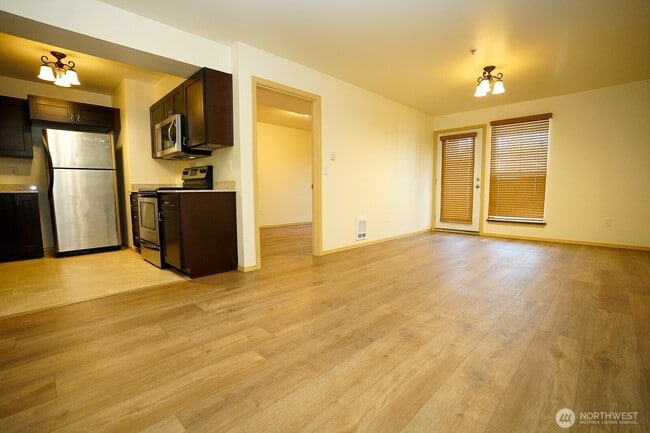 1031 N State St, Unit 402