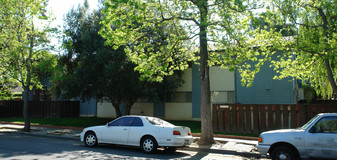 4560 Eggers Dr Apartments