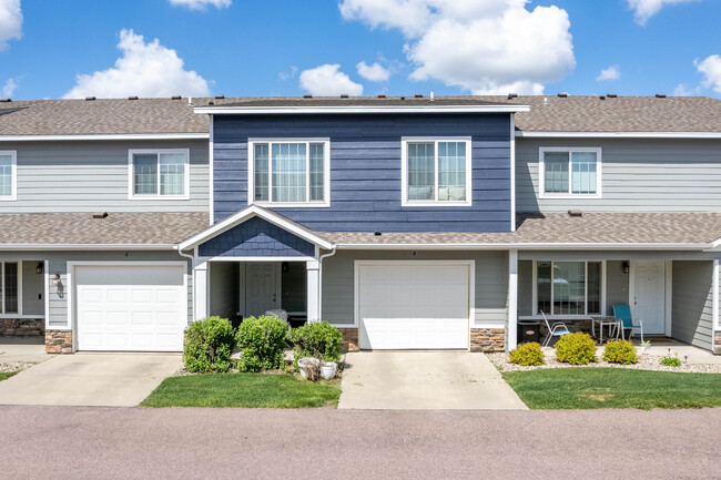 Prairies Edge Townhomes in Sioux Falls, SD - Foto de edificio - Building Photo