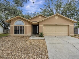 24139 Twin Ct in Land O Lakes, FL - Building Photo