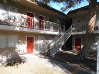 Olive Apartments in Las Vegas, NV - Building Photo - Building Photo