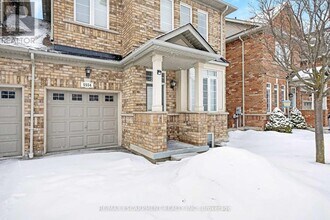 5554 Waterwind Crescent in Mississauga, ON - Building Photo - Building Photo