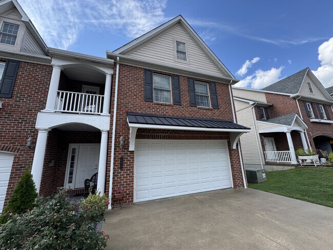 400 St Andrews Dr in Morgantown, WV - Building Photo - Building Photo