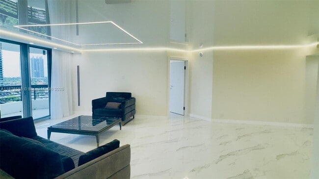 property at 3500 Mystic Pointe Dr