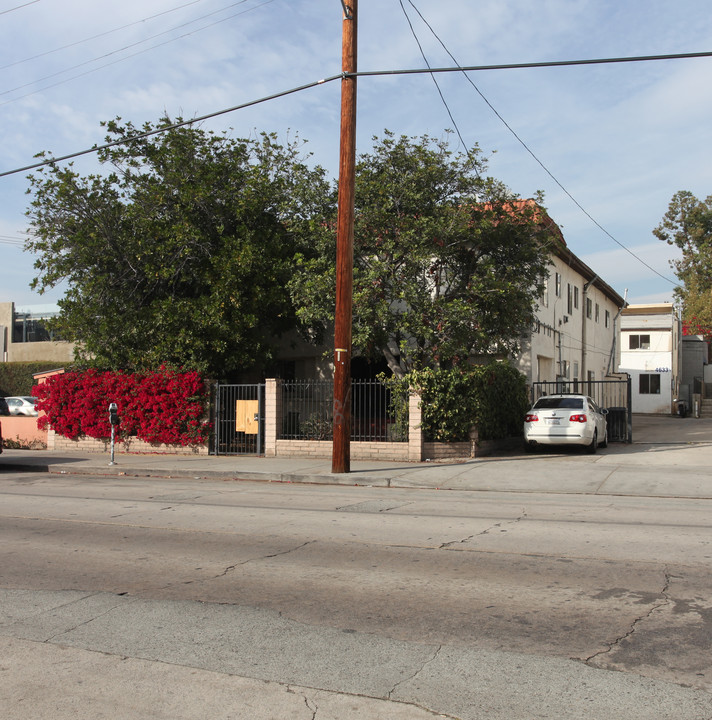 4633 Prospect Ave in Los Angeles, CA - Building Photo