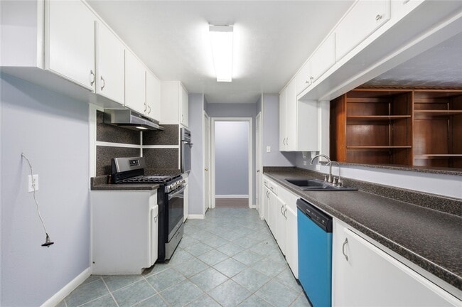 property at 1925 14th Ave N