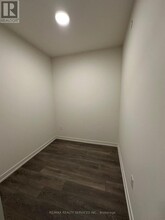 181-181 Sterling Rd in Toronto, ON - Building Photo - Building Photo