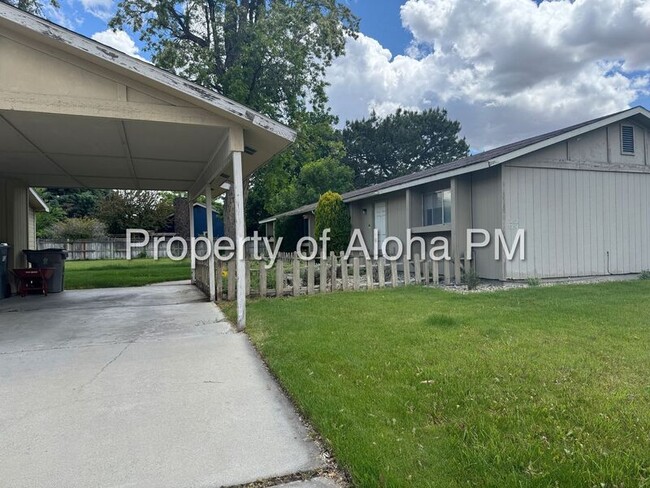 property at 3252 S Law Ave
