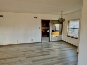 3278 N 82nd St in Milwaukee, WI - Building Photo - Building Photo