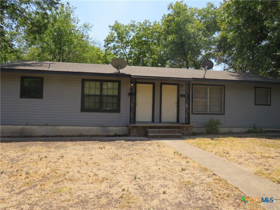 504 McArthur Dr in Killeen, TX - Building Photo