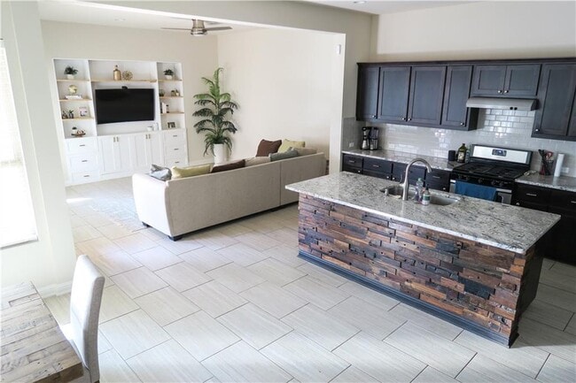 1710 Frontier Valley Dr in Austin, TX - Building Photo - Building Photo