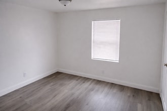 107 Garland Ter in Warner Robins, GA - Foto de edificio - Building Photo