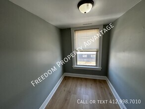 355 Maplewood Ave in Ambridge, PA - Building Photo - Building Photo