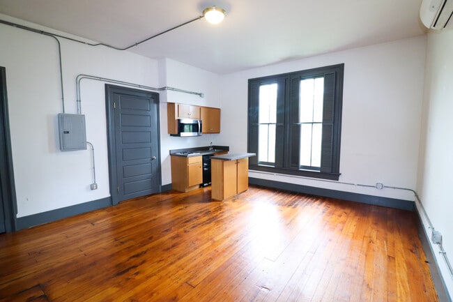 2632 Eden Ave, Unit #3