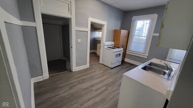 1122 S Dearborn St in Indianapolis, IN - Building Photo - Building Photo