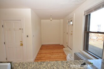 39 Beacon St in Chelsea, MA - Foto de edificio - Building Photo