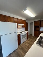 825 E 35th Ave in Eugene, OR - Building Photo - Building Photo