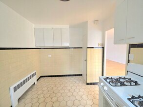 1100 N Harlem Ave in River Forest, IL - Building Photo - Building Photo