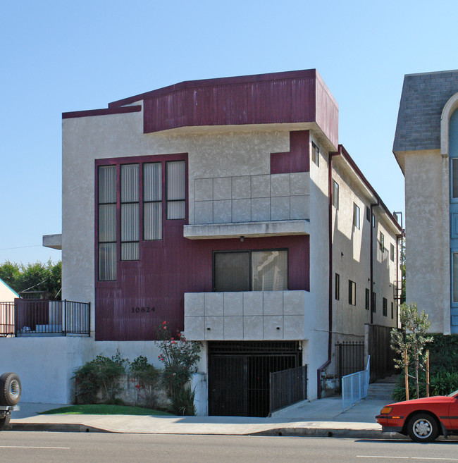 10824 Palms Blvd in Los Angeles, CA - Building Photo - Building Photo