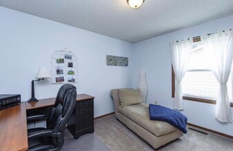 3401 9th Ave NW in Rochester, MN - Building Photo - Building Photo