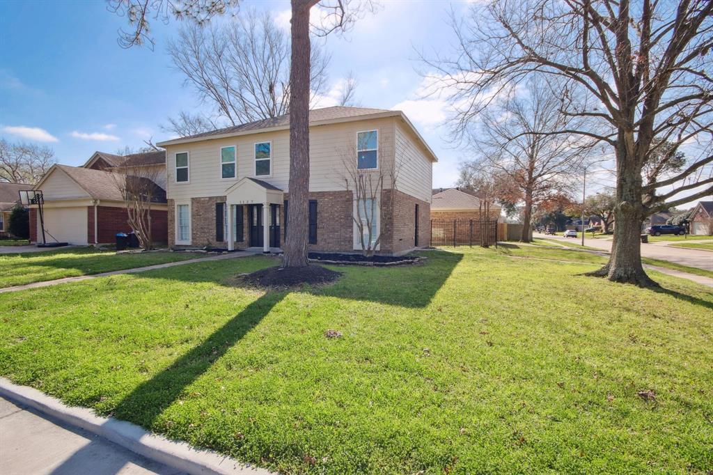 1127 Cascade Creek Dr in Katy, TX - Building Photo