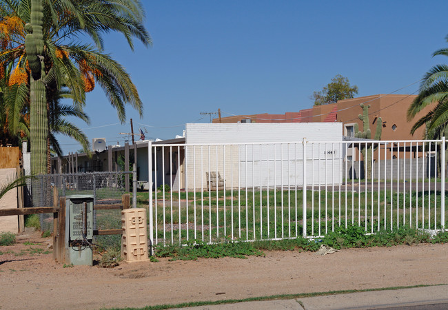 16440 N 25th St in Phoenix, AZ - Building Photo - Building Photo