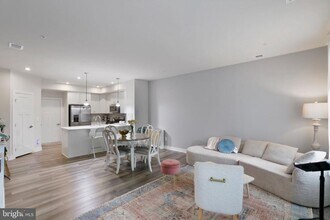 43011 Prophecy Terrace in Dulles, VA - Building Photo - Building Photo