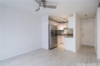 909 Kahuna Ln in Honolulu, HI - Building Photo - Building Photo